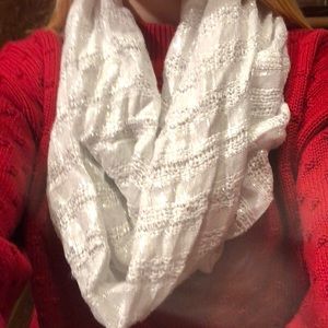 White infinity scarf